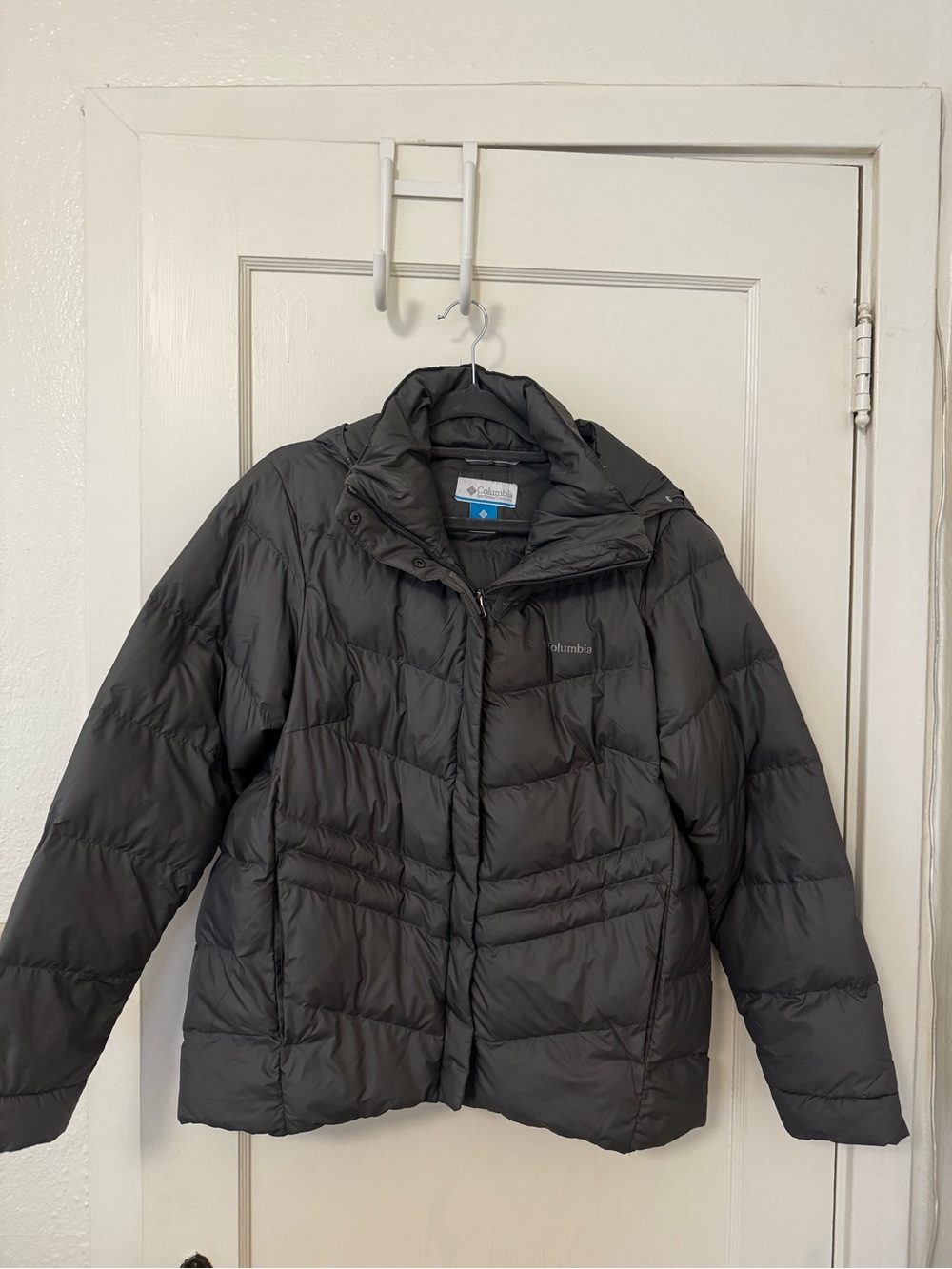 Columbia Women's Gray Insulated Puffer Coat